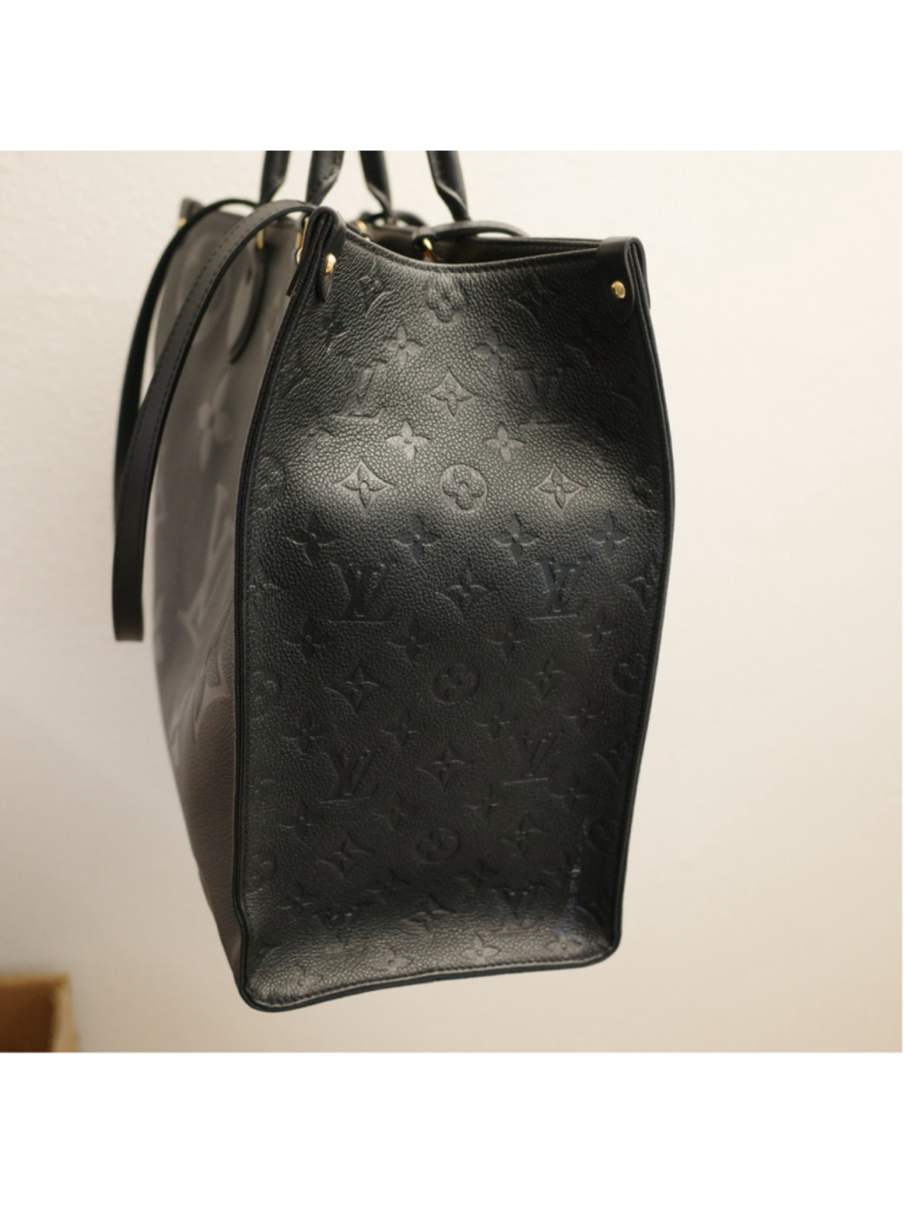 Louis Vuitton OntheGo GM Black Empreinte - Picture 4 of 16